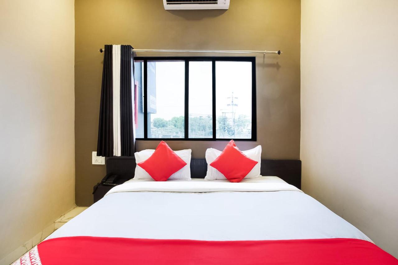 Oyo 39381 Kalajanki Hotel Ujjain Luaran gambar